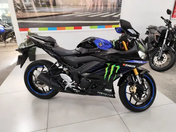 YAMAHA YZF R3 MONSTER ABS 