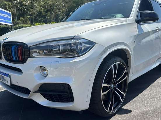BMW-X5-3.0 4X4 M50D I6 TURBO DIESEL 4P AUTOMÁTICO BMW-X5-2015