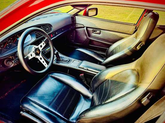 PORSCHE-944-1987