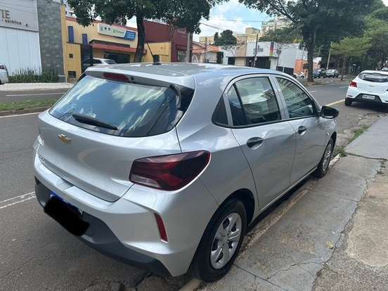 CHEVROLET-ONIX-2022