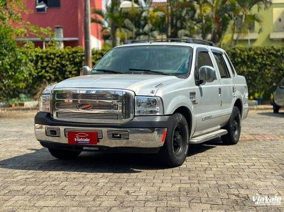 FORD F-250 4.2 XLT 4X2 CS V6 GASOLINA 2P MANUAL