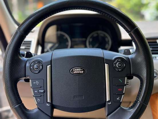 LAND ROVER-RANGE ROVER SPORT-3.0 SE 4X4 V6 24V BITURBO DIESEL 4P AUTOMÁTICO LAND ROVER-RANGE ROVER SPORT-2013