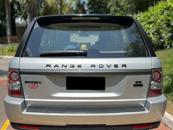 LAND ROVER-RANGE ROVER SPORT-3.0 SE 4X4 V6 24V BITURBO DIESEL 4P AUTOMÁTICO LAND ROVER-RANGE ROVER SPORT-2013