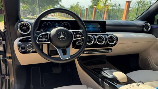 MERCEDES-BENZ-CLA 250-2.0 CGI GASOLINA 7G-DCT MERCEDES-BENZ-CLA 250-2022