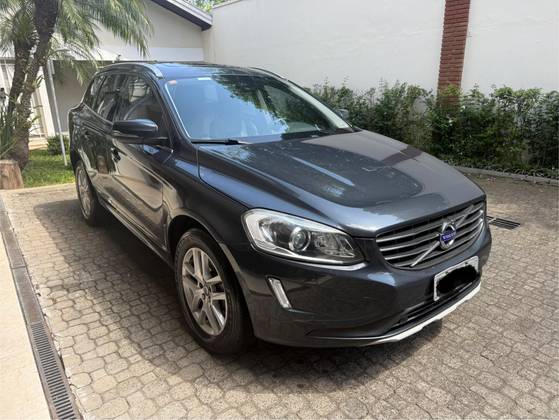 VOLVO XC60 2.0 T5 MOMENTUM GASOLINA 4P AUTOMÁTICO
