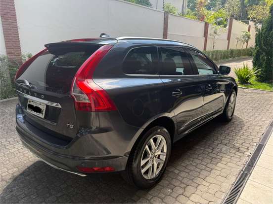 VOLVO-XC60-2.0 T5 MOMENTUM GASOLINA 4P AUTOMÁTICO VOLVO-XC60-2017