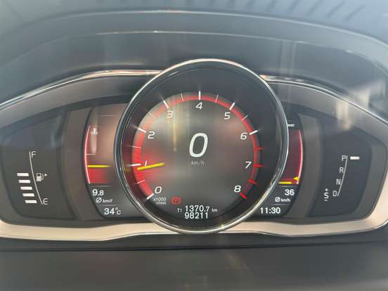 VOLVO-XC60-2.0 T5 MOMENTUM GASOLINA 4P AUTOMÁTICO VOLVO-XC60-2017