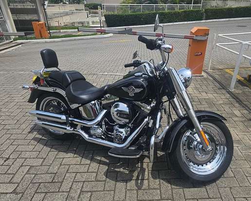 HARLEY-DAVIDSON-SOFTAIL FAT BOY-2017