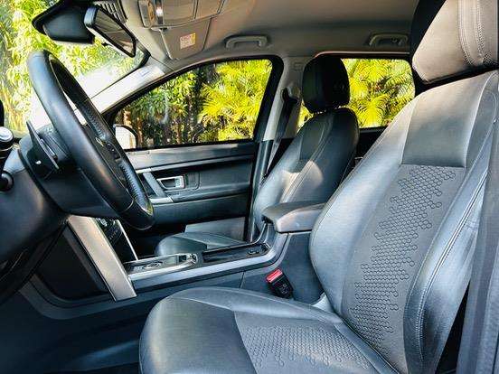 LAND ROVER-DISCOVERY SPORT-2018