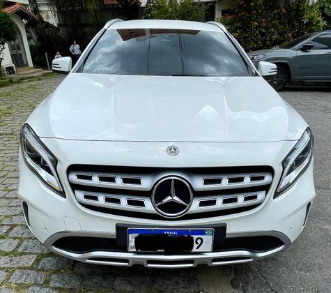 Mercedes-Benz GLA 200 1.6 CGI Flex Advance 7G-DCT