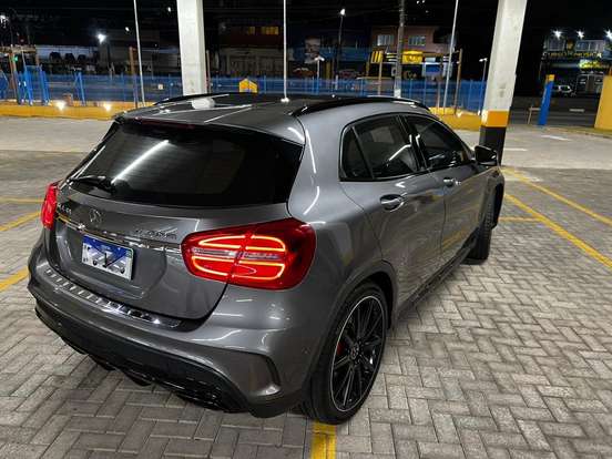 MERCEDES-BENZ-GLA 45 AMG-2.0 16V TURBO GASOLINA 4P AUTOMÁTICO MERCEDES-BENZ-GLA 45 AMG-2015