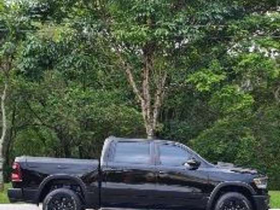 RAM-1500-5.7 V8 GASOLINA REBEL CD 4X4 AUTOMÁTICO RAM-1500-2021