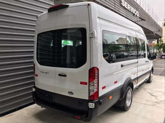 FORD-TRANSIT-2023