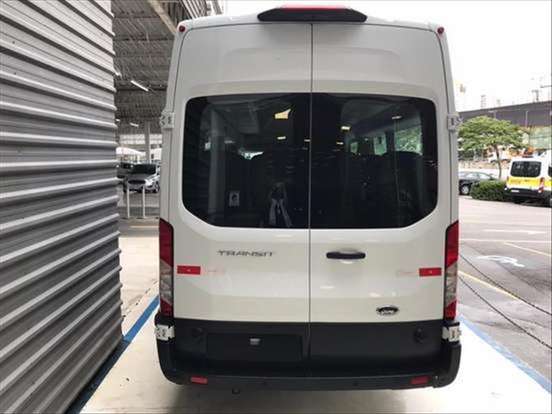FORD-TRANSIT-2023
