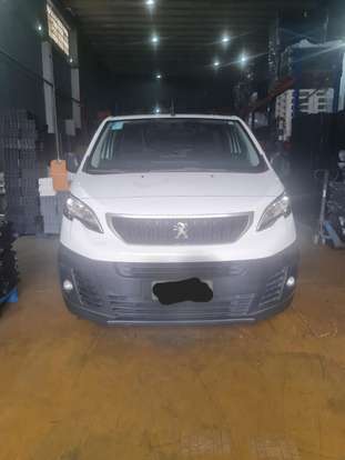 PEUGEOT-EXPERT-2017