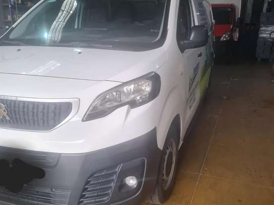 PEUGEOT-EXPERT-1.6 BLUEHDI DIESEL BUSINESS PACK MANUAL PEUGEOT-EXPERT-2017