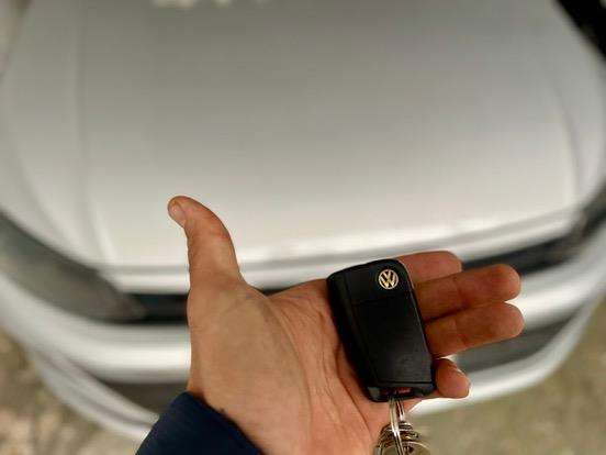 VOLKSWAGEN-POLO-1.6 MSI TOTAL FLEX AUTOMÁTICO VOLKSWAGEN-POLO-2018