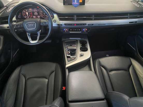 AUDI-Q7-3.0 TDI AMBITION V6 24V DIESEL 4P TIPTRONIC AUDI-Q7-2018
