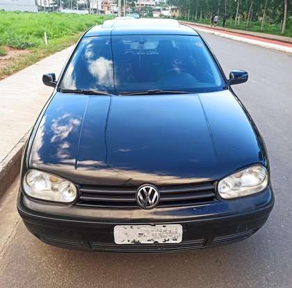 VOLKSWAGEN-GOLF-2001