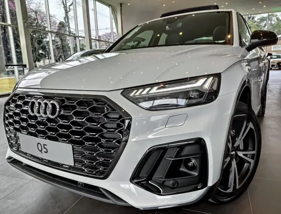 AUDI Q5 2.0 55 TFSIE PHEV SPORTBACK PERFORMANCE BLACK QUATTRO S TRONIC