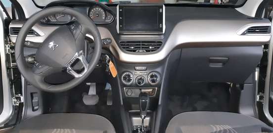 PEUGEOT-2008-2019