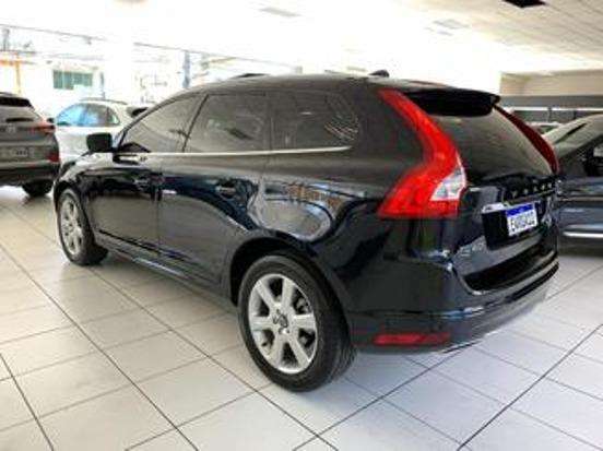 VOLVO-XC60-2013