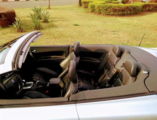 VOLVO-C70-2006