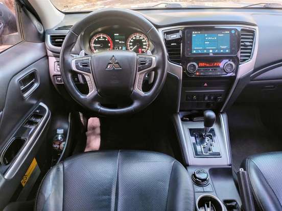 MITSUBISHI-L200 TRITON-2.4 16V TURBO DIESEL SPORT HPE-S CD 4P 4X4 AUTOMÁTICO MITSUBISHI-L200 TRITON-2021