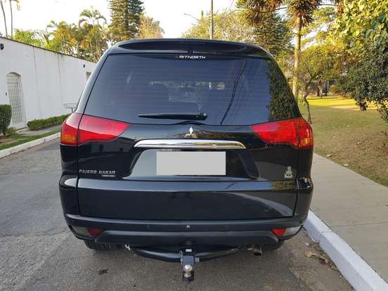 MITSUBISHI-PAJERO DAKAR-3.2 HPE 4X4 7 LUGARES 16V TURBO INTERCOOLER DIESEL 4P AUTOMÁTICO MITSUBISHI-PAJERO DAKAR-2011