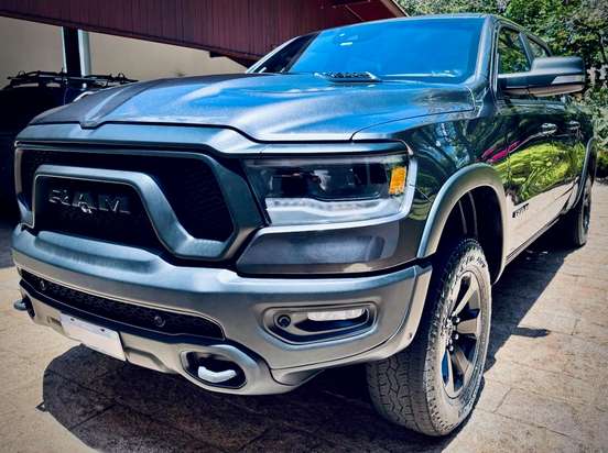 RAM-1500-5.7 V8 GASOLINA REBEL CD 4X4 AUTOMÁTICO RAM-1500-2022