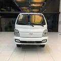 HYUNDAI HR 2.5 TURBO DIESEL CS 4WD MANUAL HYUNDAI HR 2.5 TURBO DIESEL CS 4WD MANUAL