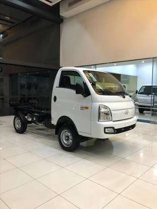 HYUNDAI-HR-2.5 TURBO DIESEL CS 4WD MANUAL HYUNDAI-HR-2024