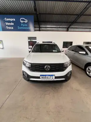 VOLKSWAGEN-T-CROSS-2021
