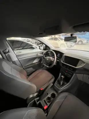 VOLKSWAGEN-T-CROSS-2021
