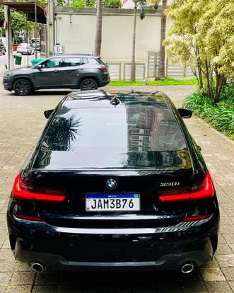 BMW-330i-2019