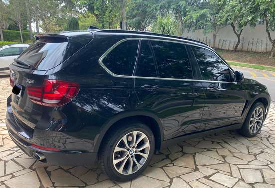 BMW-X5-2015