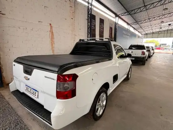 CHEVROLET-MONTANA-1.4 MPFI SPORT CS 8V FLEX 2P MANUAL CHEVROLET-MONTANA-2015