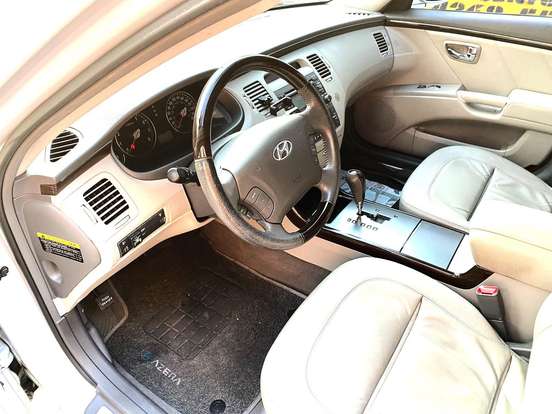HYUNDAI-AZERA-3.3 MPFI GLS SEDAN V6 24V GASOLINA 4P AUTOMÁTICO HYUNDAI-AZERA-2010