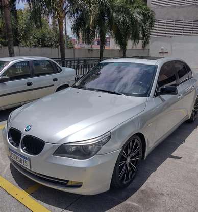 BMW-550i-2007