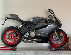 DUCATI SUPERBIKE 1199 PANIGALE S SENNA DUCATI SUPERBIKE 1199 PANIGALE S SENNA