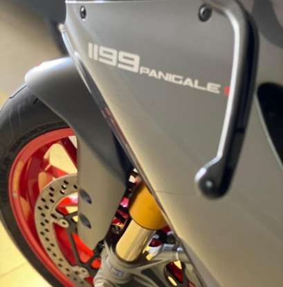 DUCATI-SUPERBIKE 1199 PANIGALE S SENNA-2014