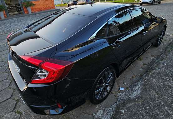 HONDA-CIVIC-2021