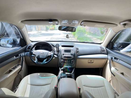 KIA-SORENTO-2.4 16V GASOLINA EX AUTOMÁTICO KIA-SORENTO-2013