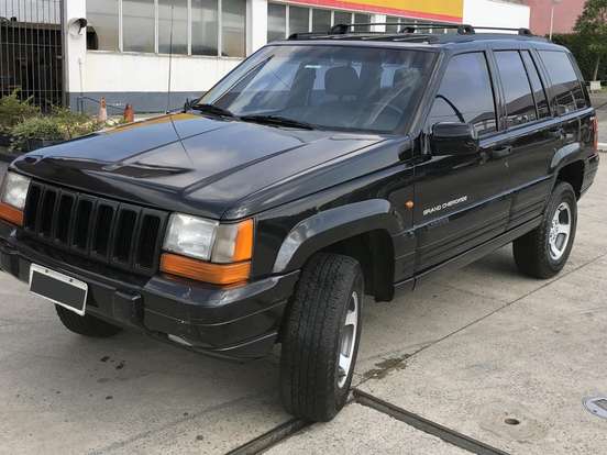 JEEP-GRAND CHEROKEE-4.0 LAREDO 4X4 6I 12V GASOLINA 4P AUTOMÁTICO JEEP-GRAND CHEROKEE-1997