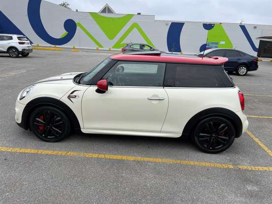 MINI-COOPER-2.0 JOHN COOPER WORKS 16V TURBO GASOLINA 2P AUTOMATICO MINI-COOPER-2017