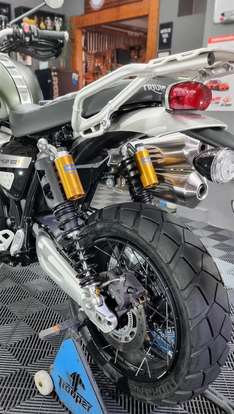TRIUMPH-BONNEVILLE SCRAMBLER 1200 XE-2023