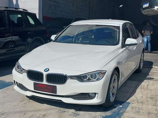 BMW-316i-1.6 SEDAN 16V TURBO GASOLINA 4P AUTOMATICO BMW-316i-2013