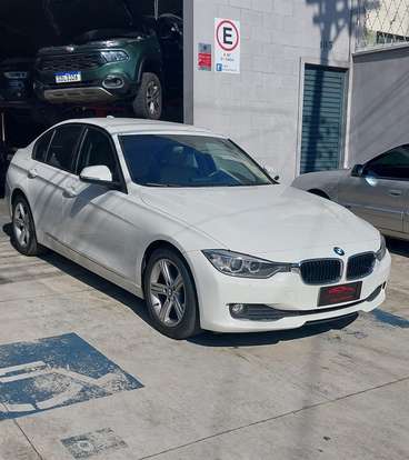BMW-316i-2013