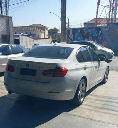BMW-316i-2013