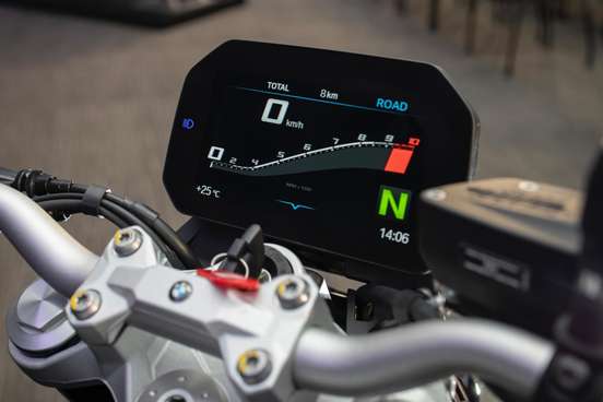 BMW-F 900 R SPORT-2023